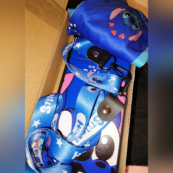 Stitch iPhone 15 Plus 6.7" Blue Phone Case with Neck & Wrist Lanyard & Keycharm - Picture 8 of 11